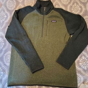 Patagonia Men's quarter zip (Green; Large)